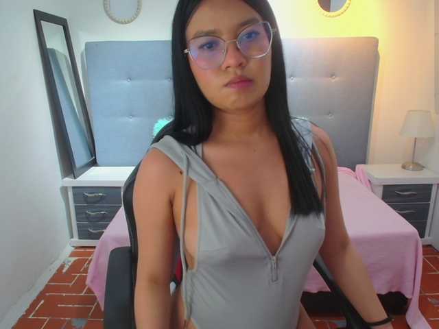 Channelstarkx live cam on BongaCams