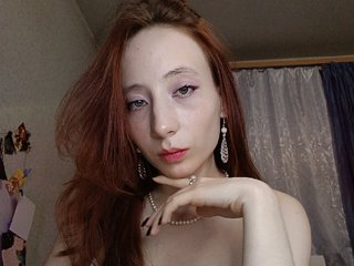 MiraElf Porn Show