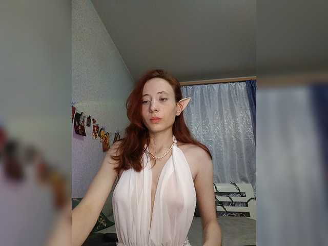 MiraElf live cam on BongaCams