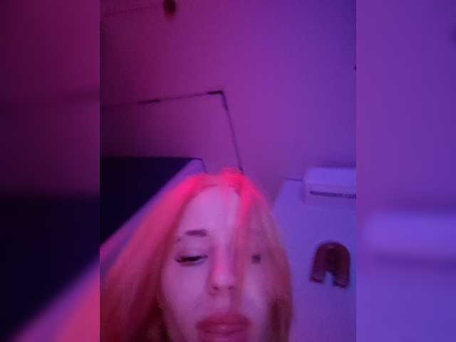 Nikaso live cam on BongaCams