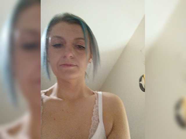 Babysasha live cam preview