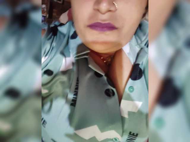 Soniya143 live cam preview