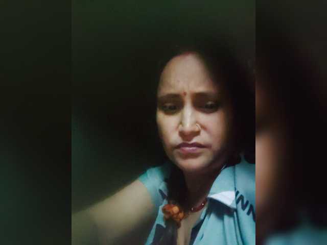 Soniya143 live cam on BongaCams