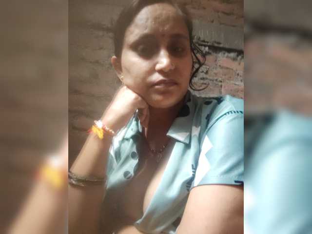 Soniya143 live cam on BongaCams