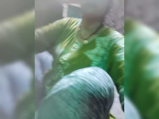 Soniya143 live cam preview