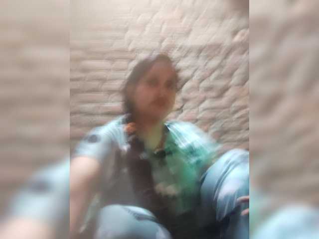 Soniya143 live cam on BongaCams