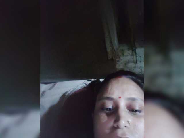 Soniya143 live cam on BongaCams