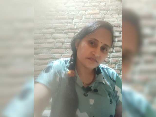 Soniya143 live cam on BongaCams
