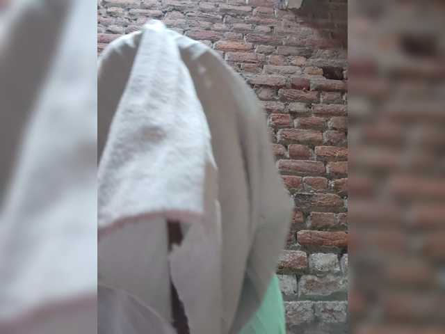Soniya143 live cam on BongaCams