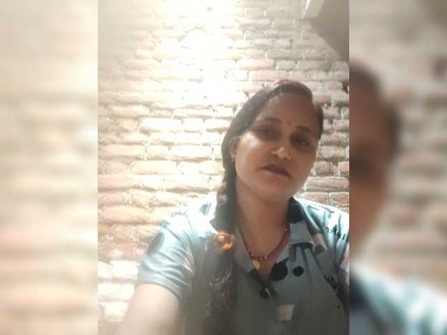 Soniya143 live cam on BongaCams