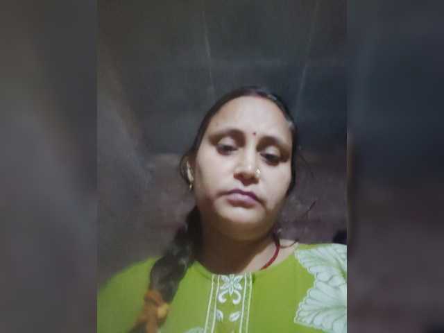 Soniya143 live cam on BongaCams