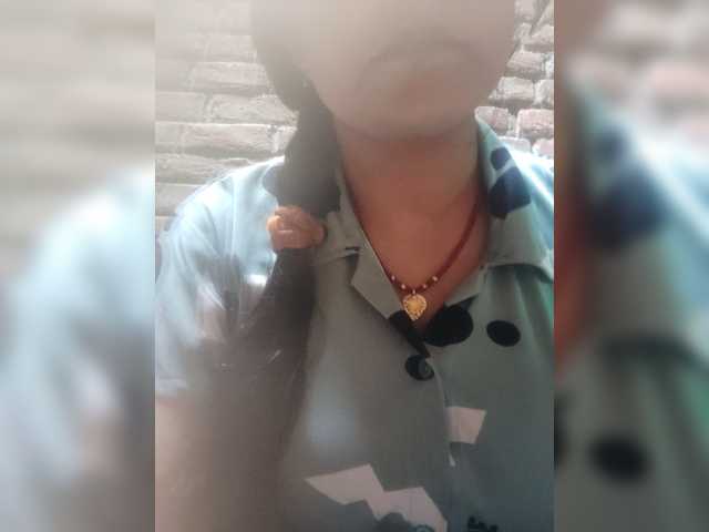 Soniya143 live cam on BongaCams