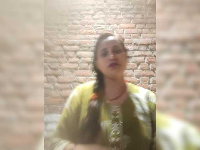 Soniya143 live cam on BongaCams