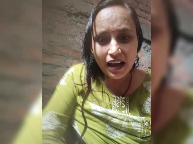 Soniya143 live cam on BongaCams
