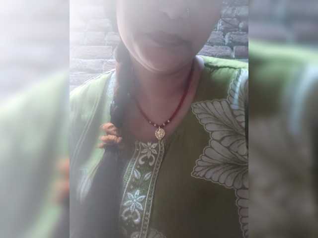 Soniya143 live cam on BongaCams