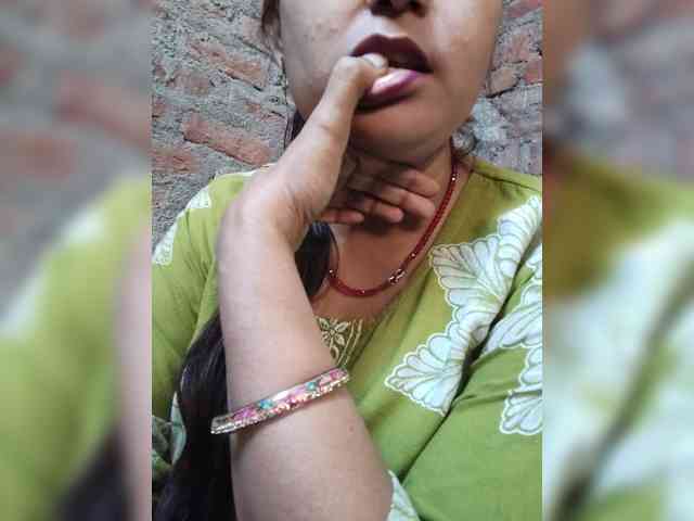 Soniya143 webcam