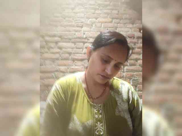 Soniya143 webcam