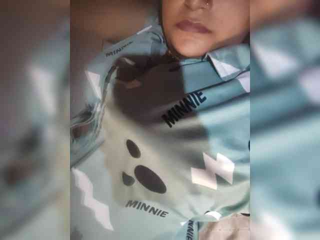 Soniya143 webcam