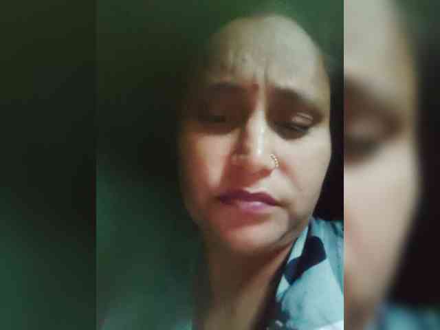 Soniya143 webcam