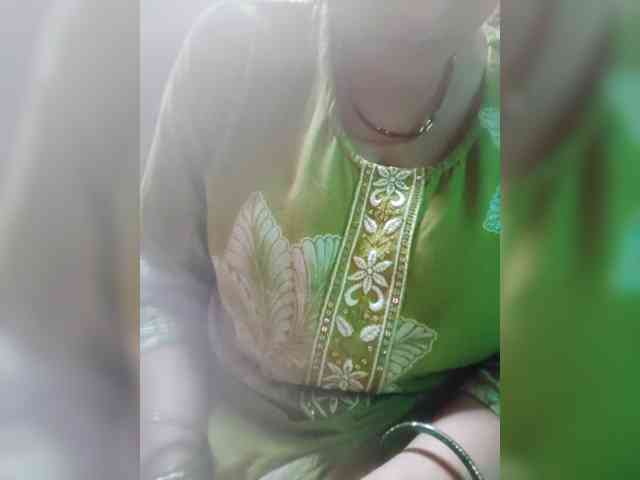 Soniya143 webcam
