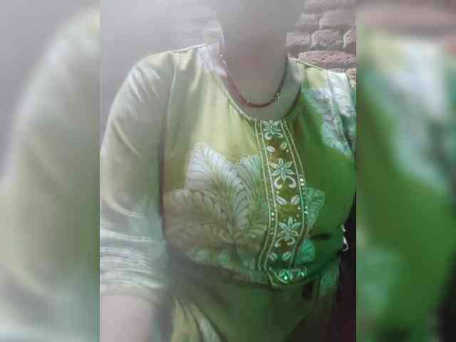 Soniya143 webcam