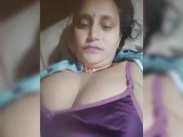 Soniya143 webcam