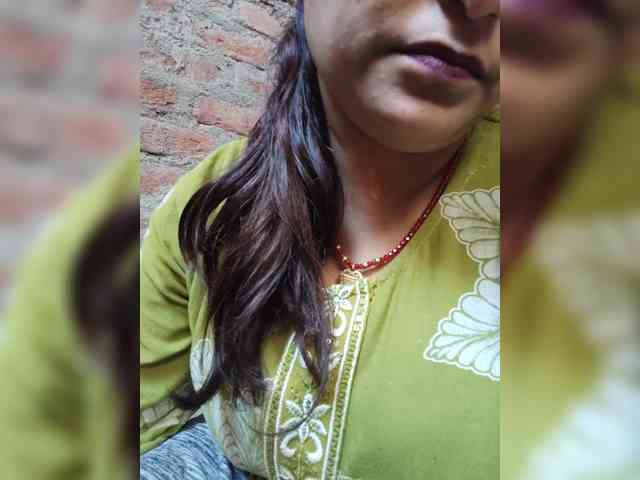Soniya143 webcam