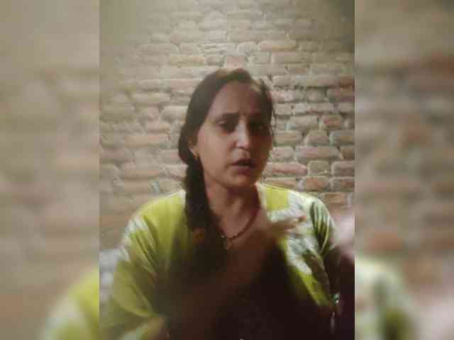Soniya143 webcam