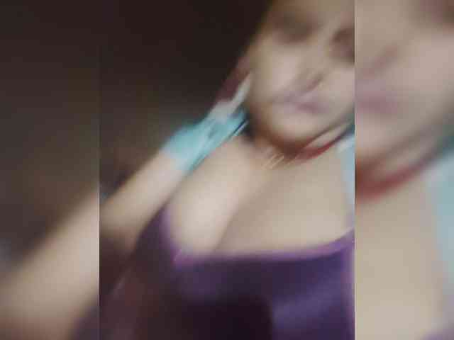Soniya143 webcam