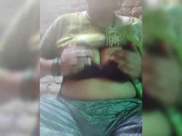 Soniya143 webcam
