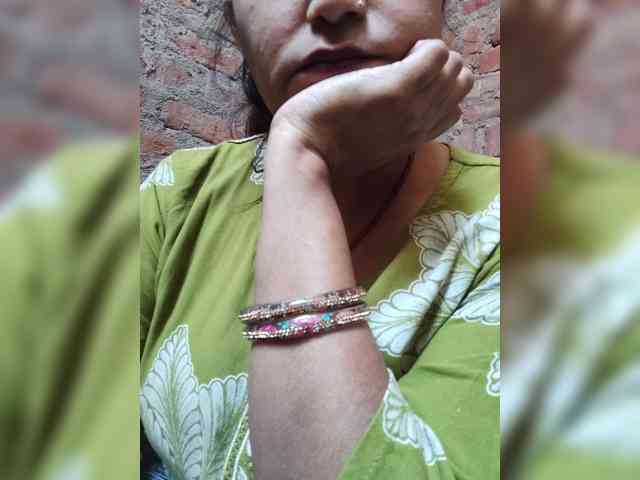 Soniya143 webcam