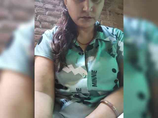 Soniya143 webcam