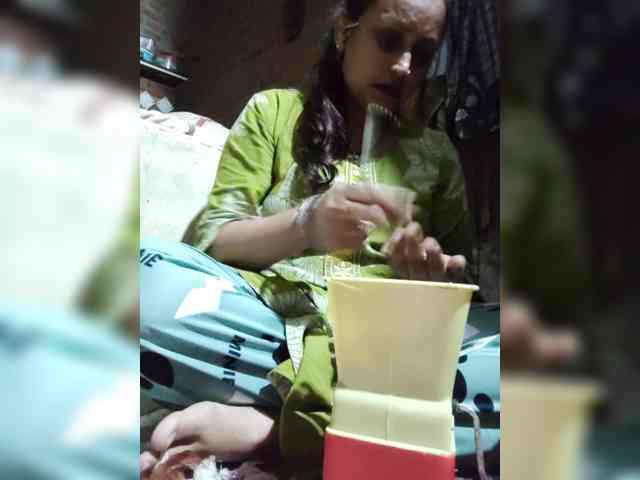 Soniya143 webcam