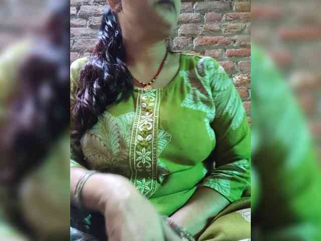 Soniya143 webcam