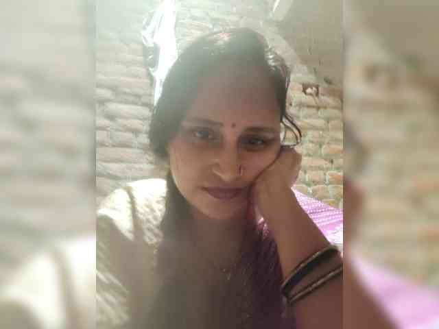 Soniya143 webcam