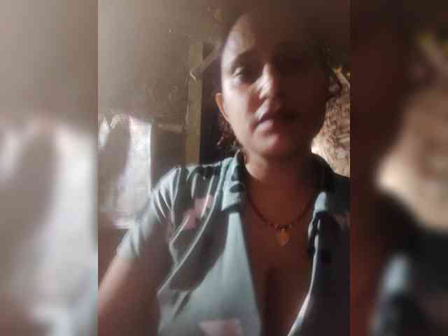 Soniya143 webcam