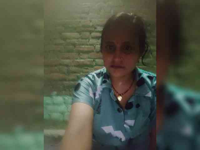 Soniya143 webcam