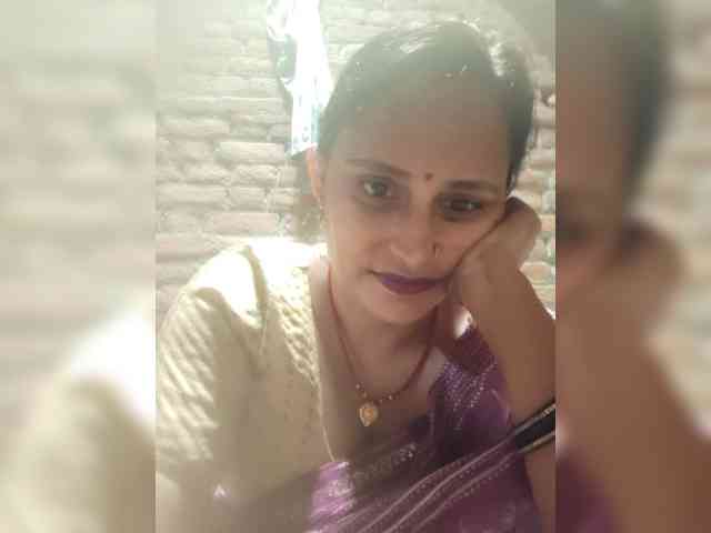 Soniya143 webcam