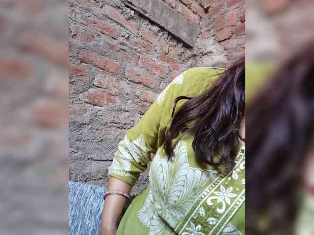 Soniya143 webcam