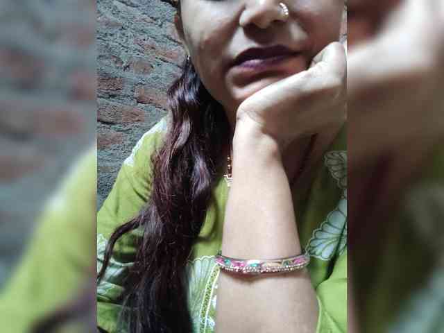 Soniya143 webcam
