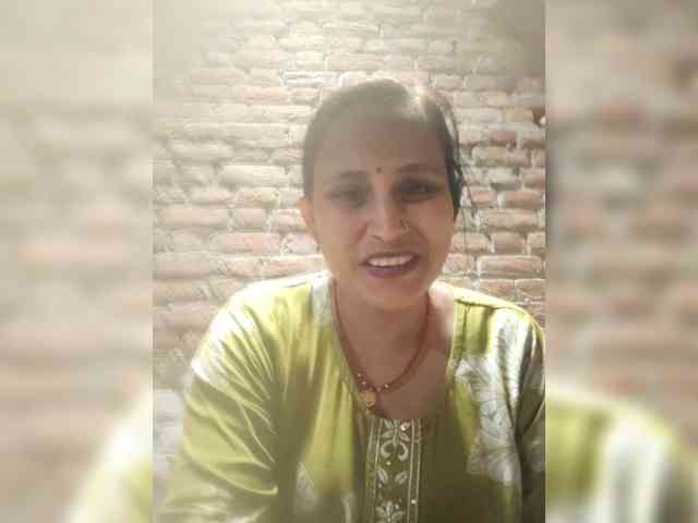 Soniya143 webcam
