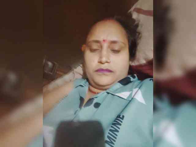Soniya143 webcam