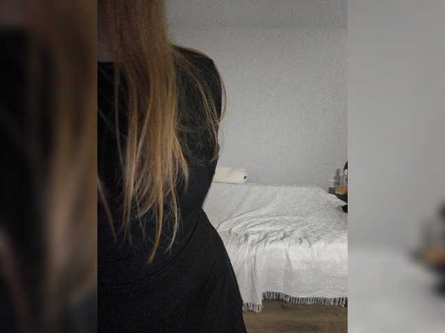 Sweetpies live cam on BongaCams