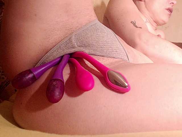 squirterforyou live cam on BongaCams