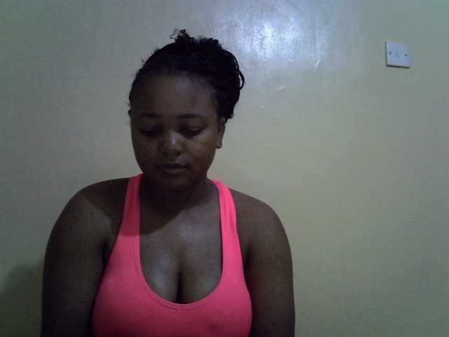Urfavcamgirl3 live cam on BongaCams