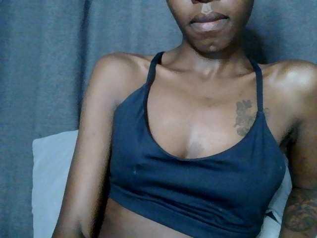 Gianna live cam on BongaCams