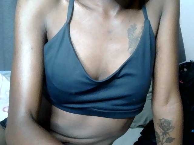 Gianna live cam on BongaCams