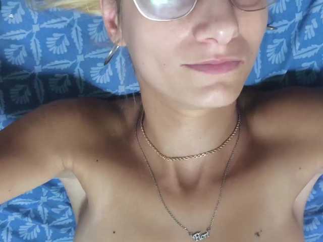 Seeker342 live cam on BongaCams
