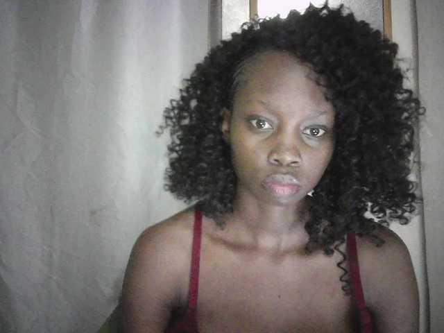 Prettygurl4 live cam on BongaCams