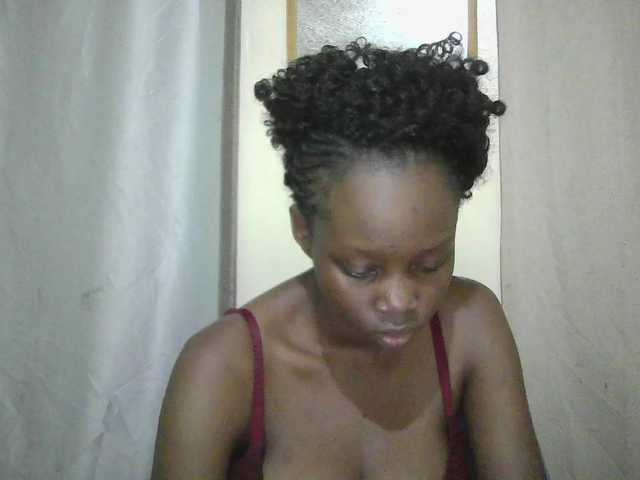 Prettygurl4 live cam on BongaCams